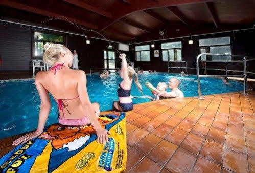 Tolroy Manor Holiday Park Χέιλ Εξωτερικό φωτογραφία